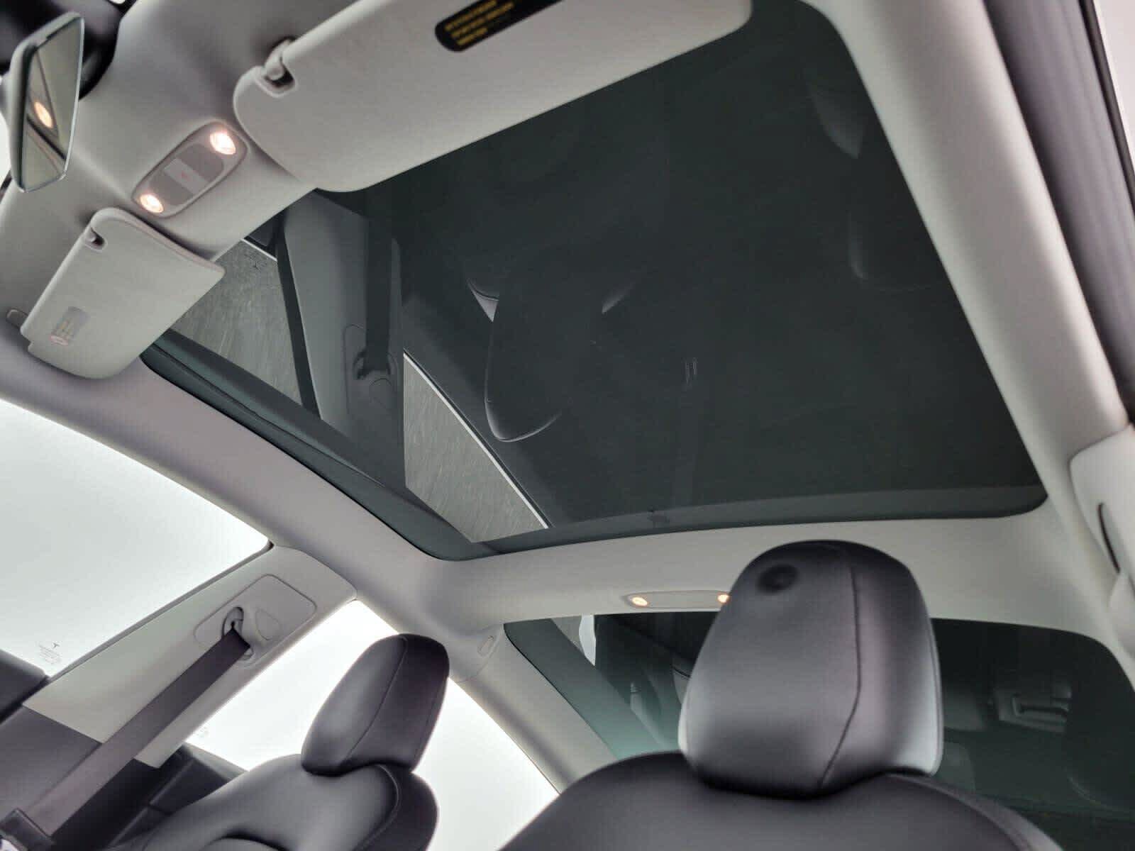 Used 2018 Tesla Model 3 Long Range RWD image 24