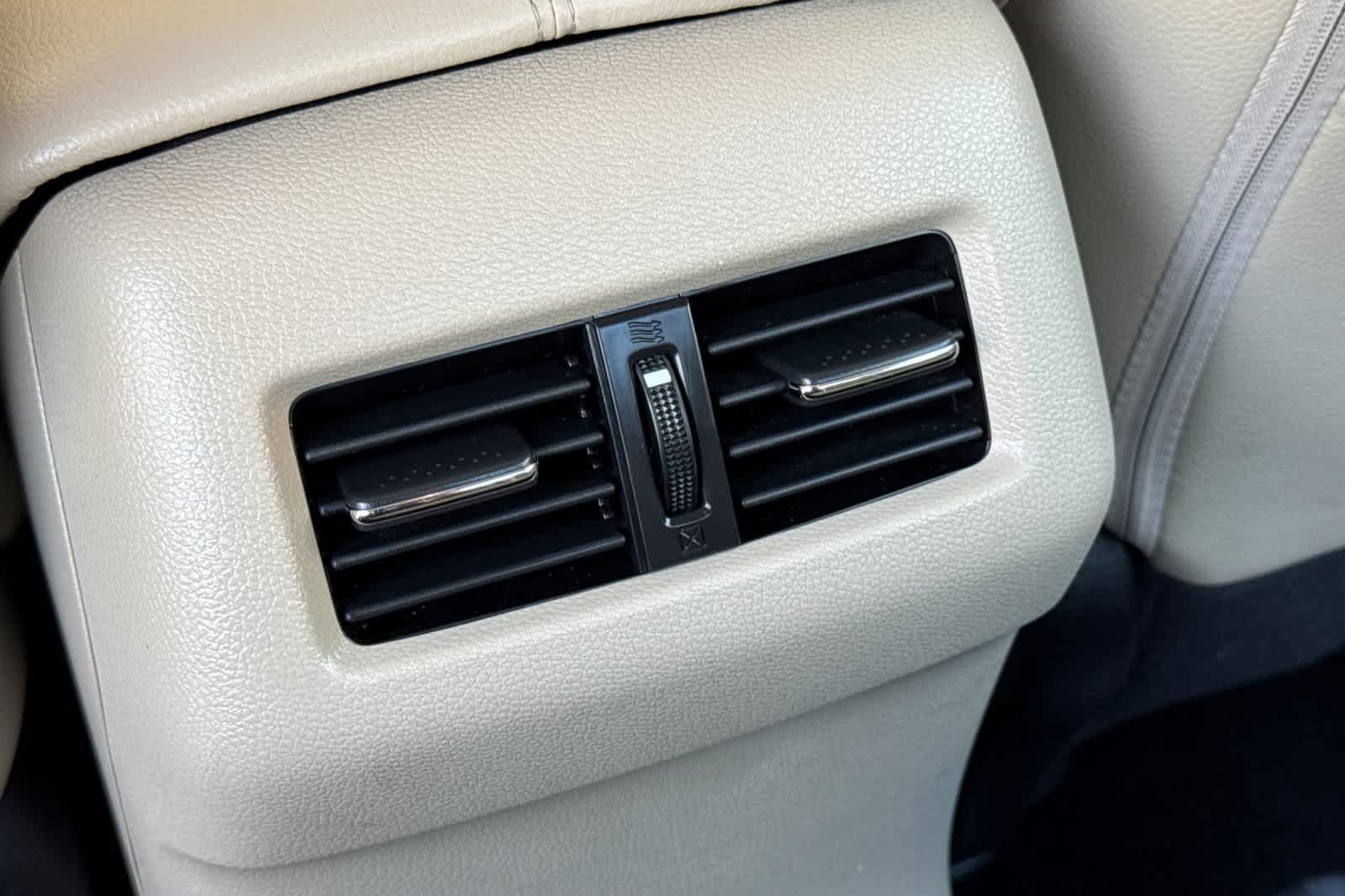 Used 2017 Honda Accord Touring image 14