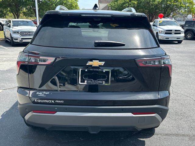 Used 2025 Chevrolet Equinox LT w/ Convenience Package II image 4