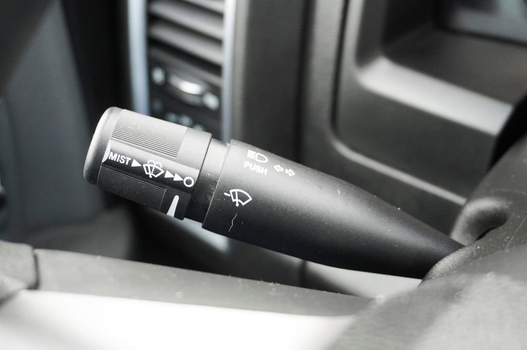 Used 2023 RAM 1500 Classic SLT image 19