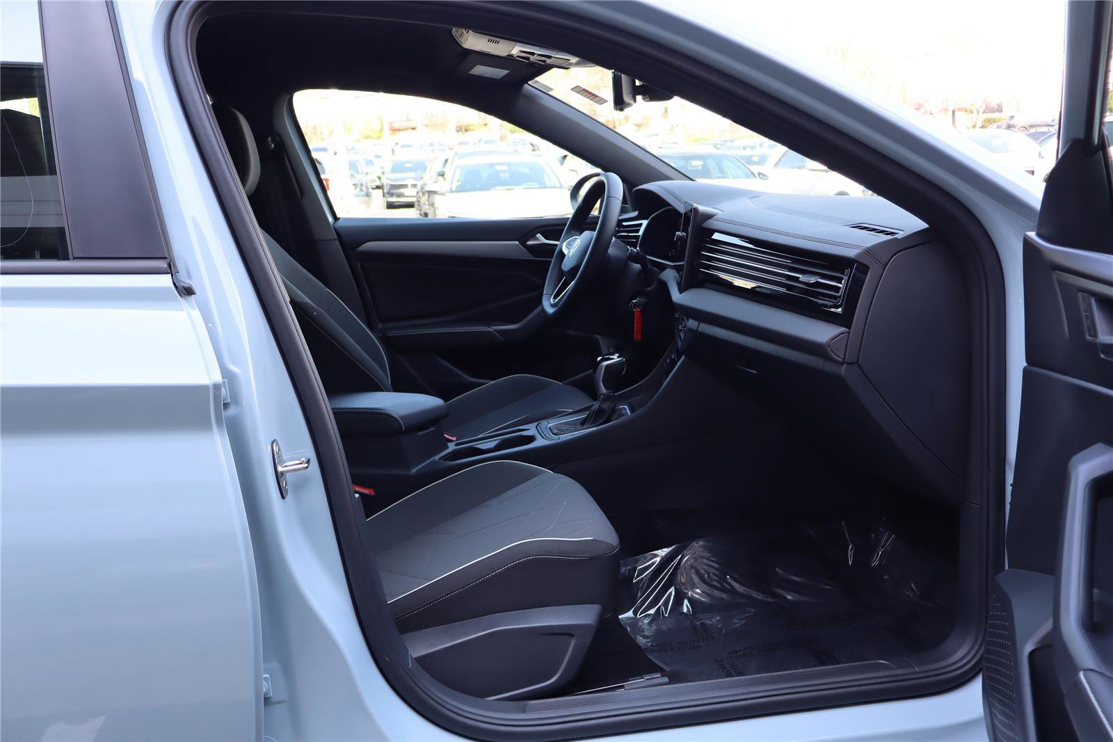 Used 2025 Volkswagen Jetta Sport image 26