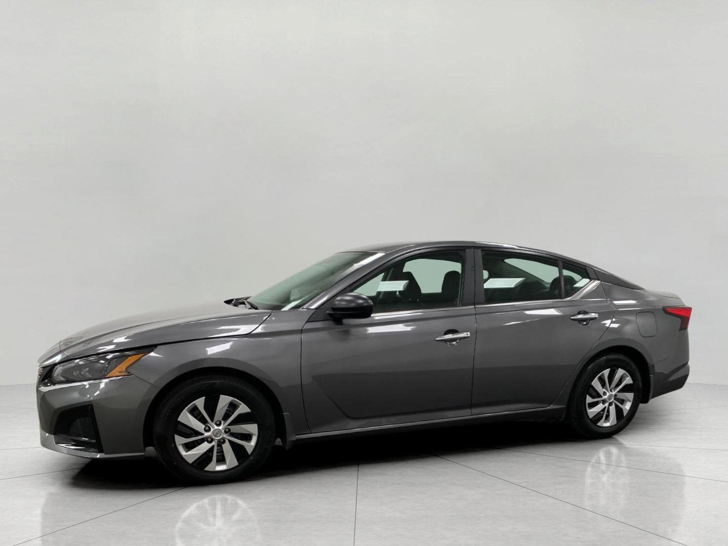 Used 2025 Nissan Altima 2.5 S image 7