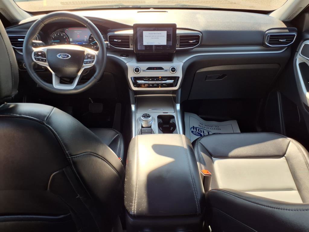 Used 2023 Ford Explorer XLT w/ Equipment Group 202A image 14