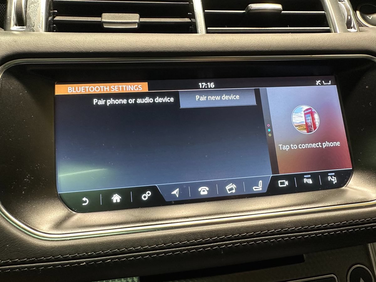 Used 2017 Land Rover Range Rover Sport SVR AWD/4WD image 44