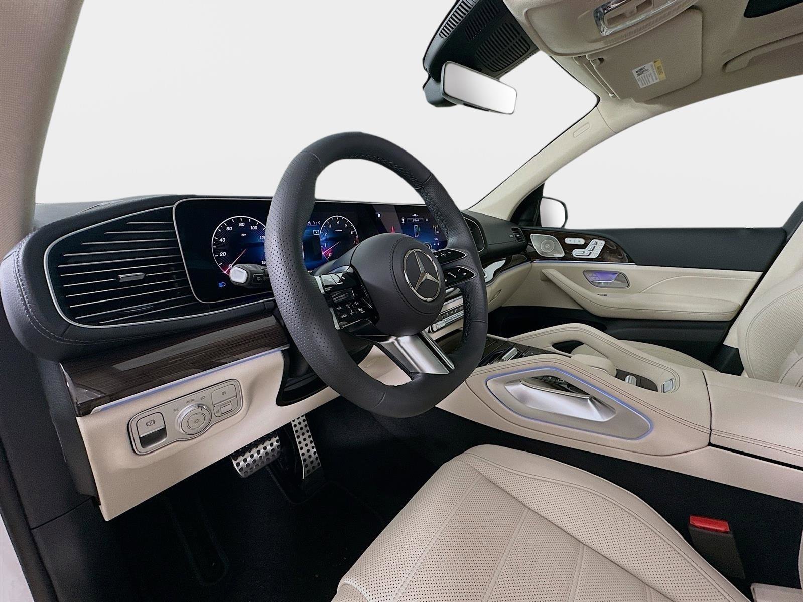 Used 2026 Mercedes-Benz GLS 450 4MATIC image 9