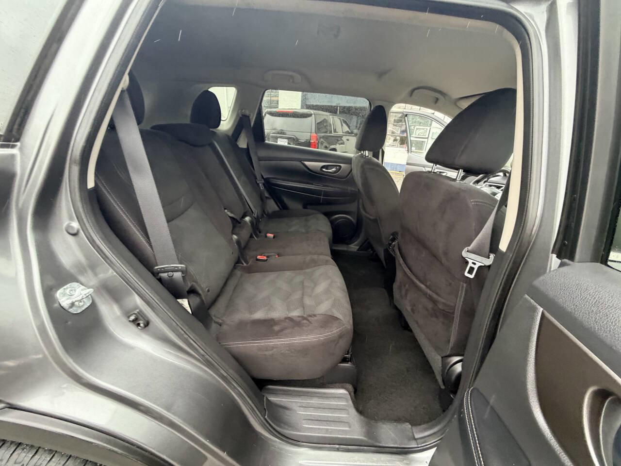 Used 2014 Nissan Rogue SV w/ SV Premium Package AWD/4WD image 23