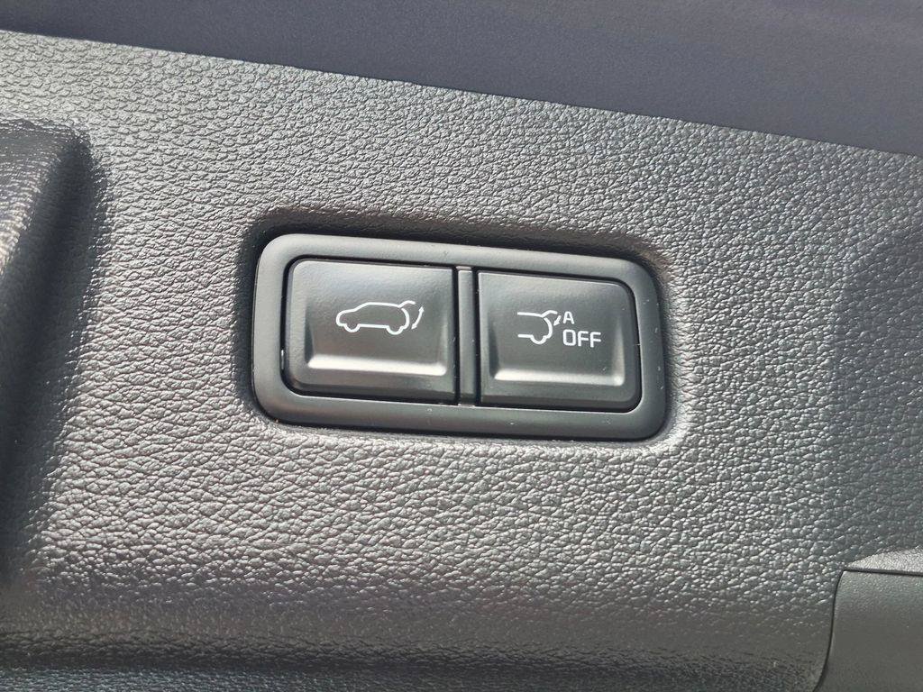 Certified 2024 Kia Telluride SX Prestige X-Line AWD/4WD image 11
