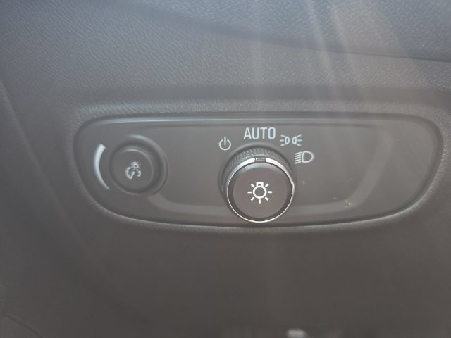 Used 2024 Chevrolet Equinox LT FWD image 26