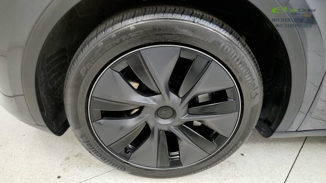 Used 2025 Tesla Model Y Long Range RWD image 80