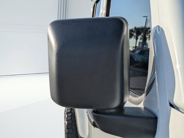 New 2025 Jeep Gladiator Sport image 10