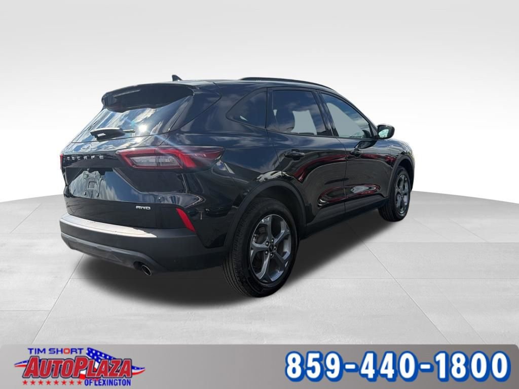Used 2025 Ford Escape ST-Line image 10