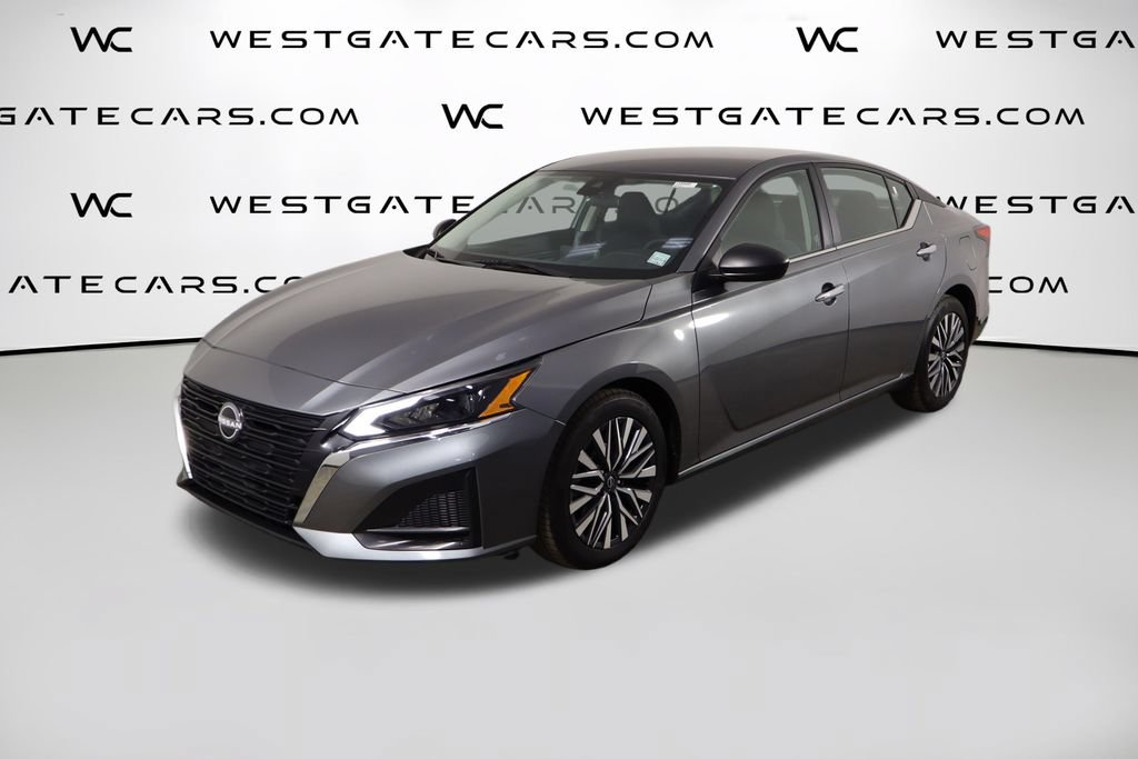 Used 2025 Nissan Altima 2.5 SV