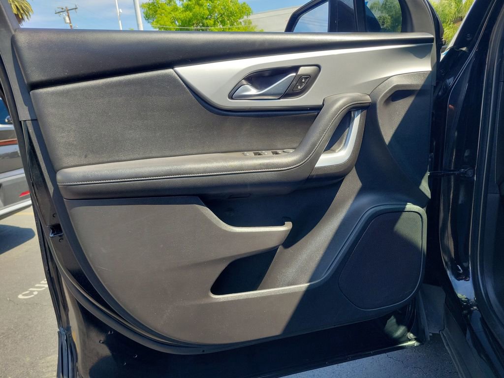 Used 2020 Chevrolet Blazer LT image 19