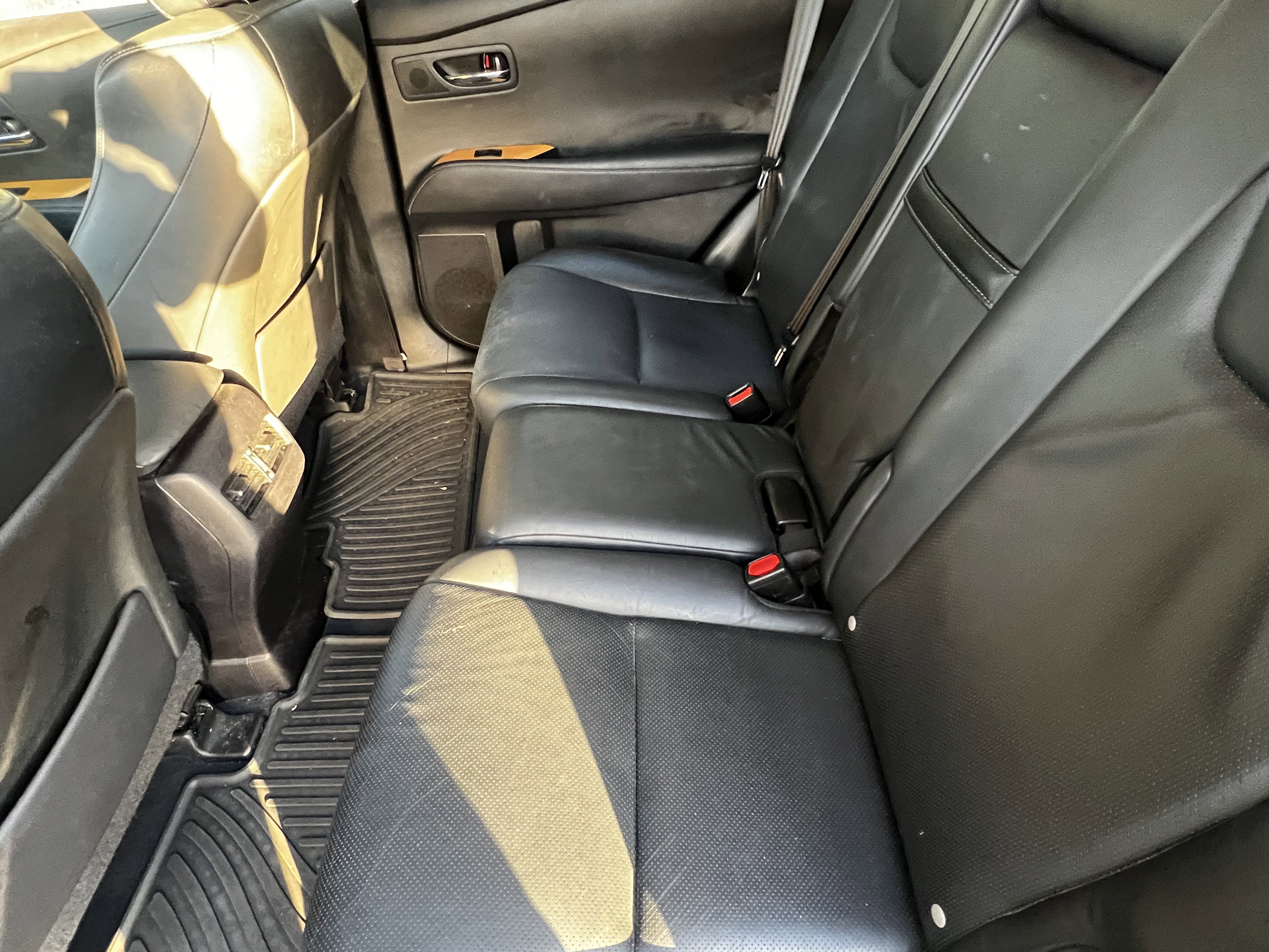 Used 2015 Lexus RX 450h AWD image 31