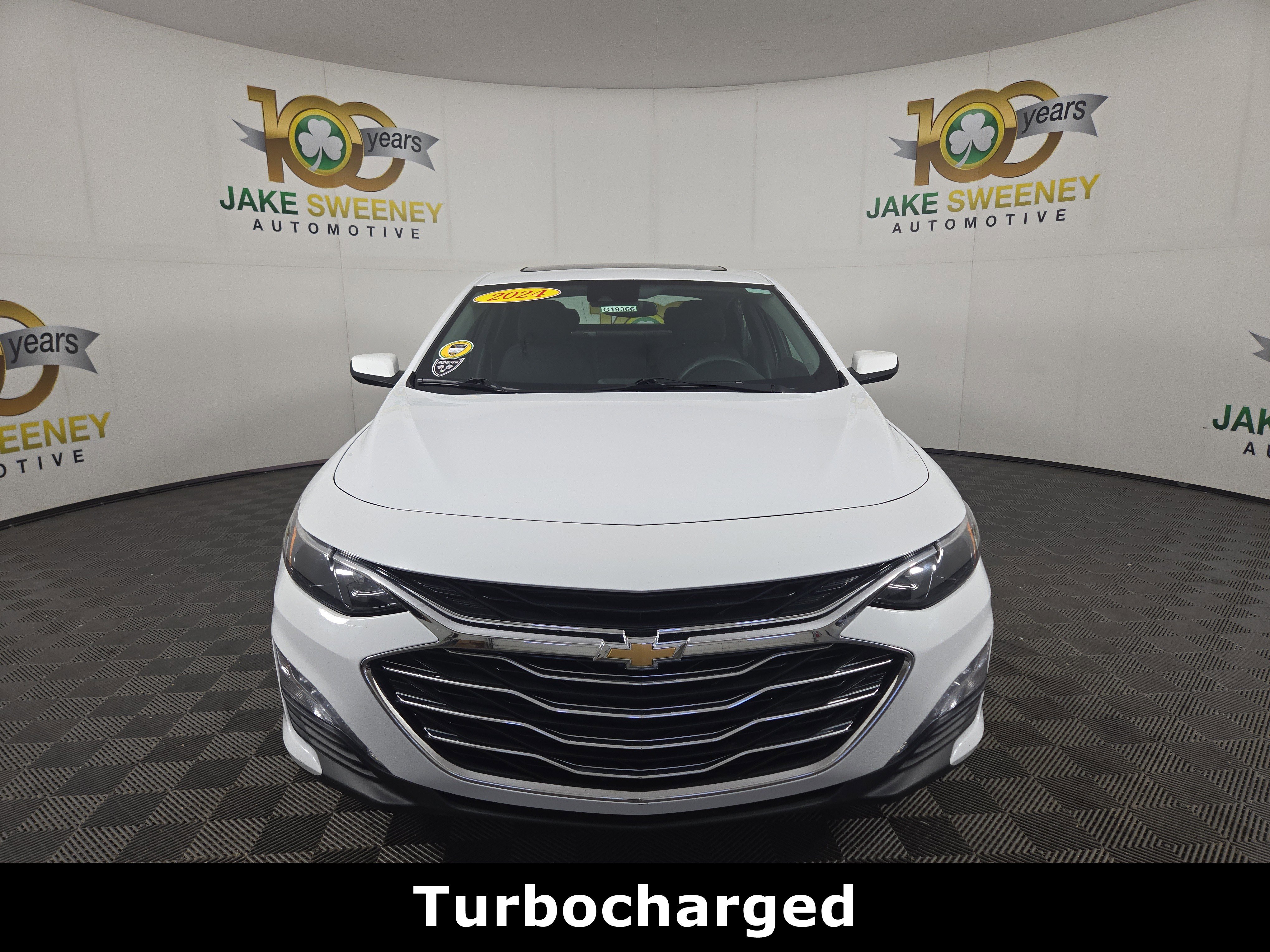 Certified 2024 Chevrolet Malibu LT image 2