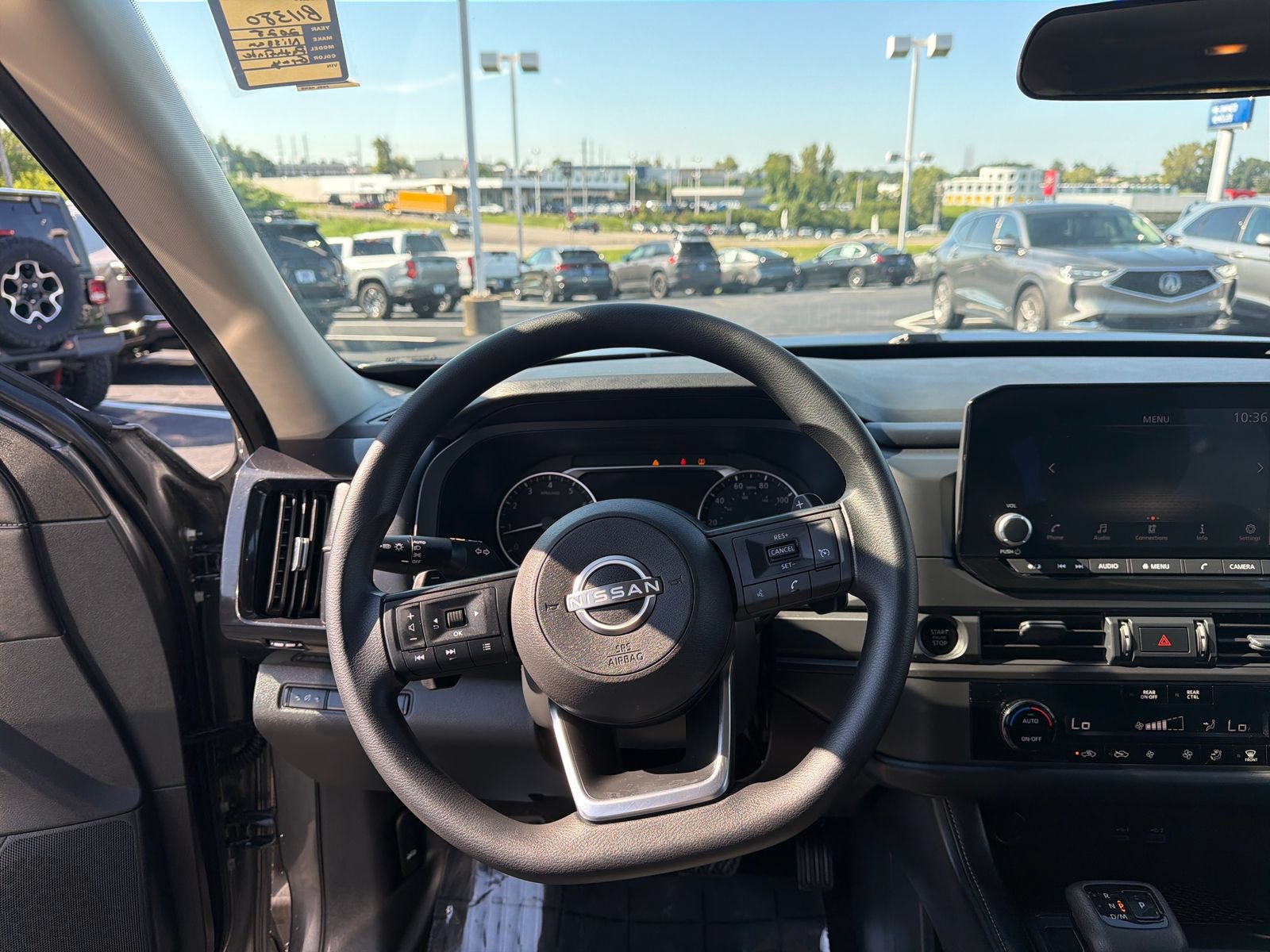 Used 2025 Nissan Pathfinder S FWD image 14