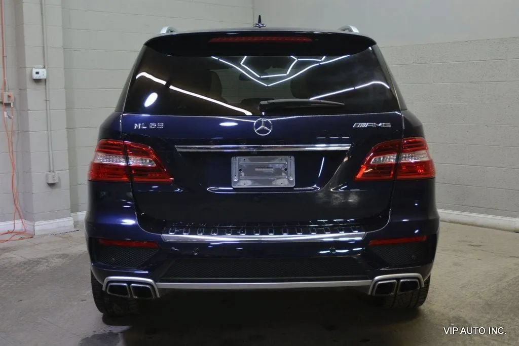 Used 2012 Mercedes-Benz ML 63 AMG 4MATIC image 34