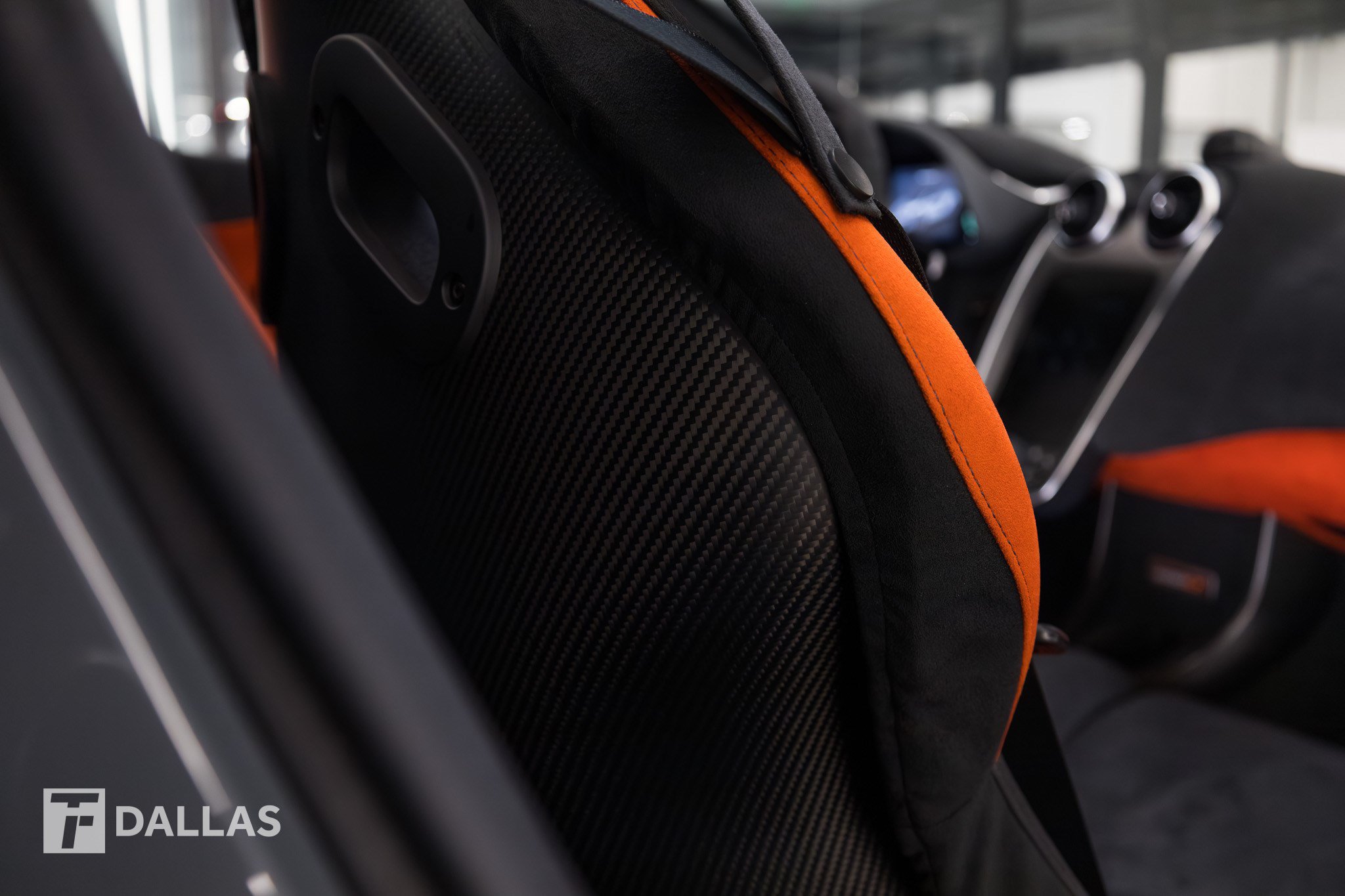 Used 2020 McLaren 600LT Spider RWD image 47