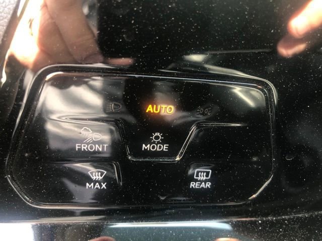 Used 2024 Volkswagen Golf R AWD/4WD image 16