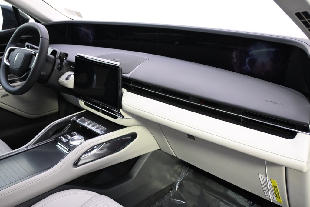 New 2026 Lincoln Nautilus Reserve image 15