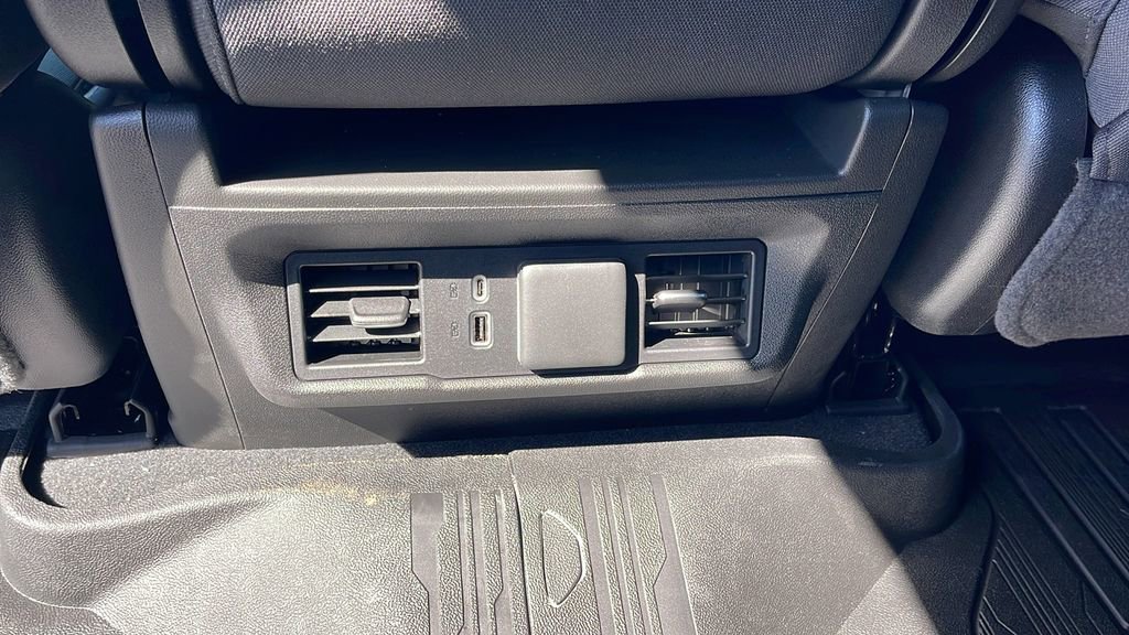 New 2026 GMC Sierra 1500 Elevation image 16