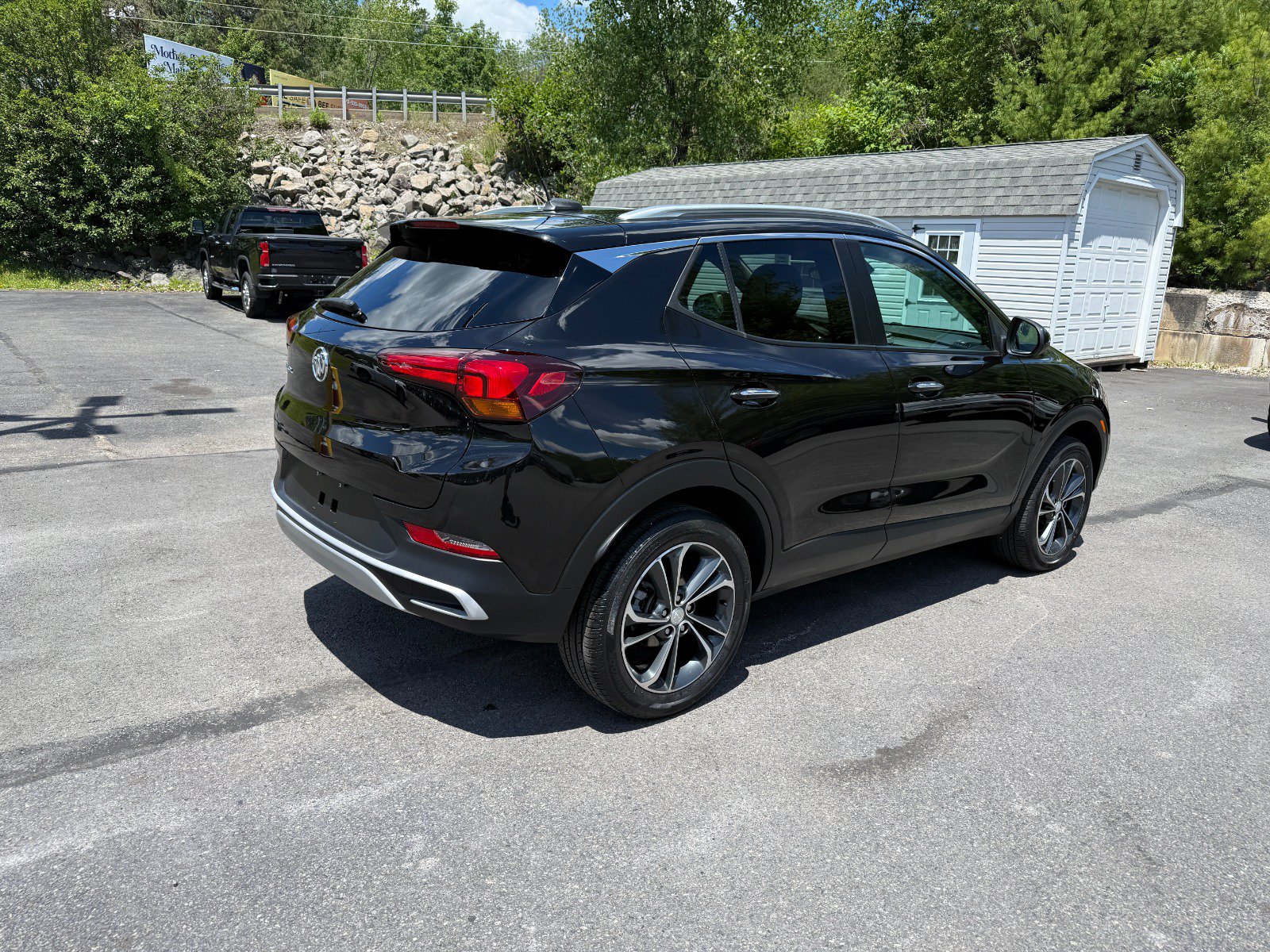 Used 2023 Buick Encore GX Select AWD/4WD image 5