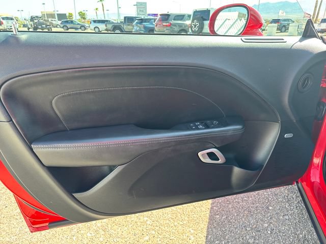 Used 2015 Dodge Challenger SXT Plus RWD image 10