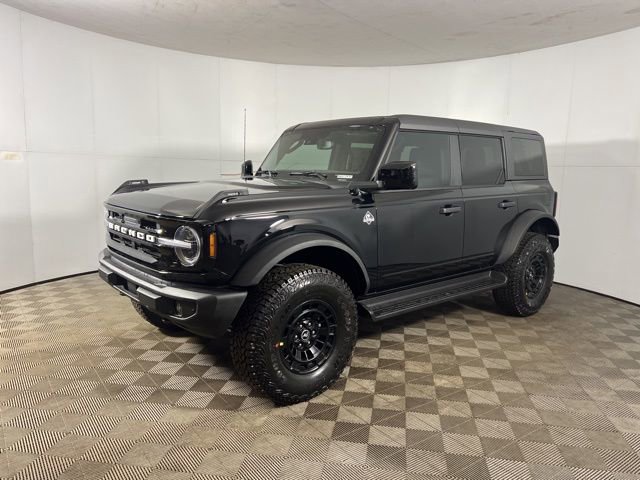 New 2026 Ford Bronco Outer Banks w/ Sasquatch Package AWD/4WD image 1