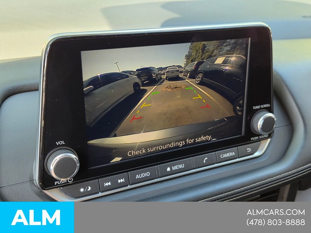 Used 2024 Nissan Rogue S image 28