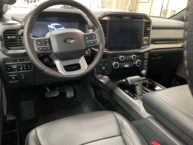 Used 2025 Ford F150 Lariat AWD/4WD image 10