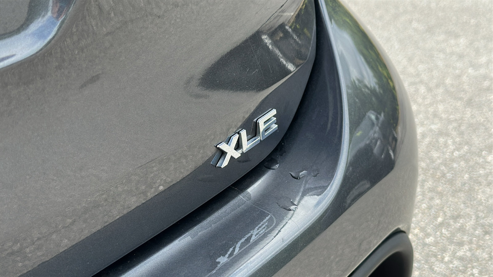 Used 2023 Toyota Highlander XLE FWD image 11