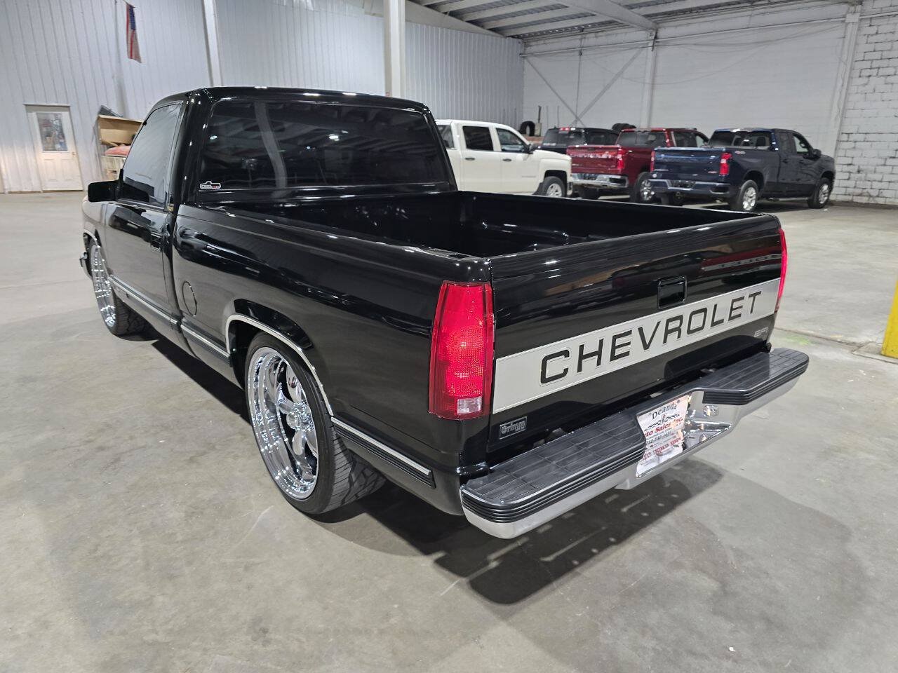 Used 1990 Chevrolet Silverado 1500 2WD Regular Cab image 9