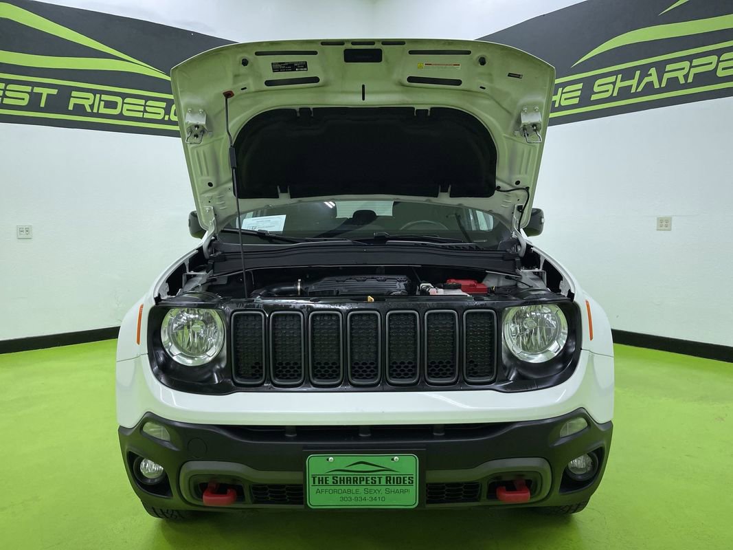 Used 2022 Jeep Renegade Trailhawk image 4