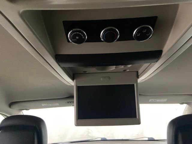 Used 2012 Chrysler Town & Country Touring-L w/ Premium Group FWD image 32