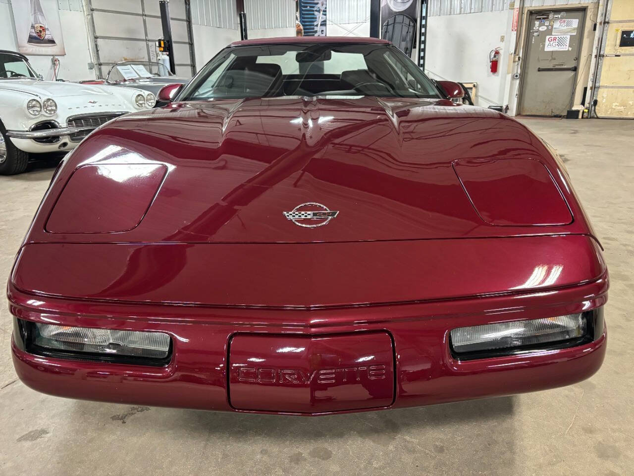 Used 1993 Chevrolet Corvette Convertible RWD image 16