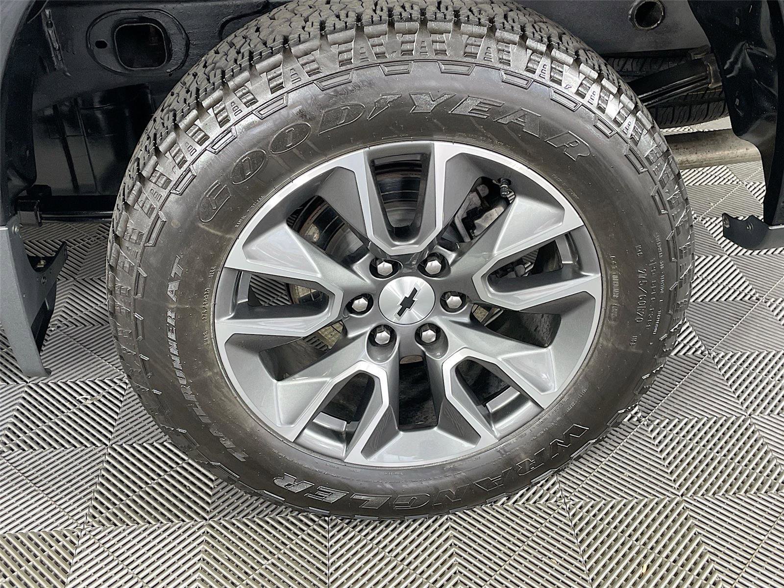 Used 2023 Chevrolet Silverado 1500 RST w/ Z71 Off-Road Package image 34