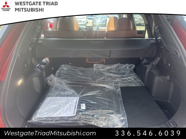 New 2025 Mitsubishi Outlander SEL image 30