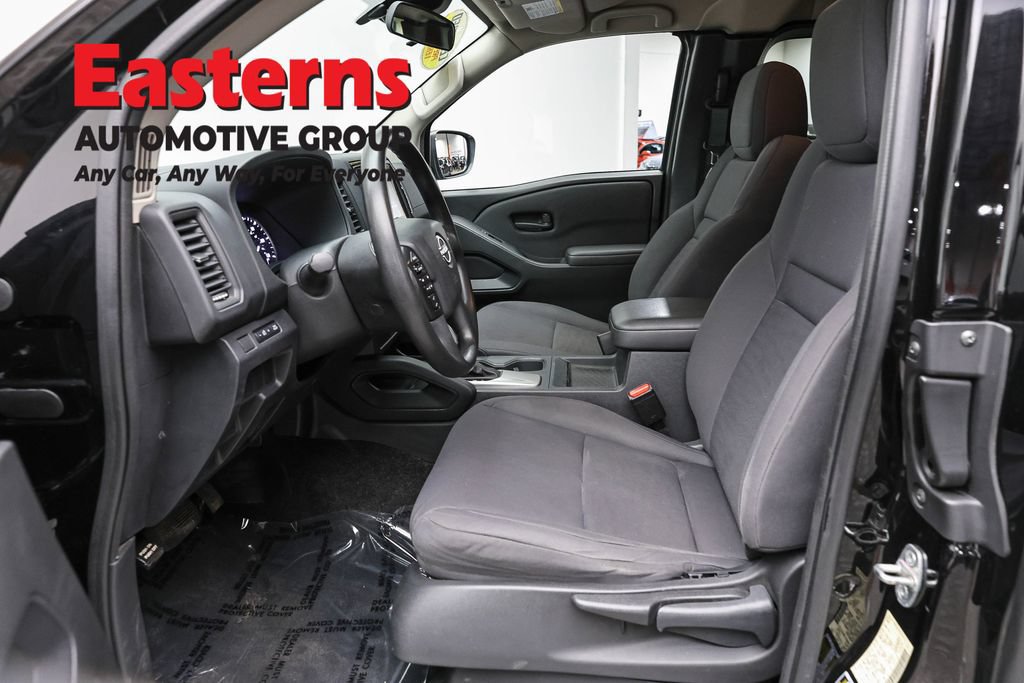 Used 2022 Nissan Frontier S RWD image 13