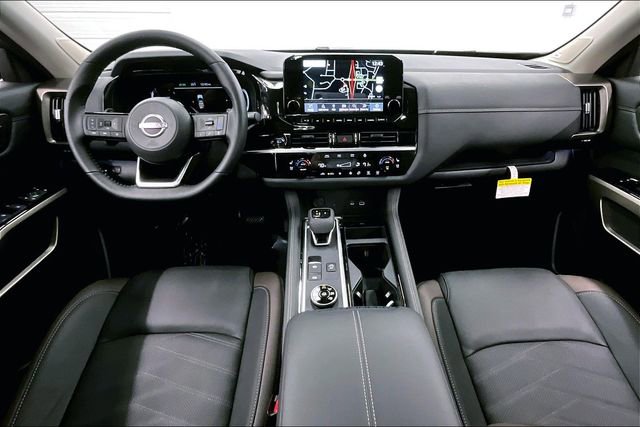 New 2025 Nissan Pathfinder Platinum w/ Lighting Package (N93) image 6