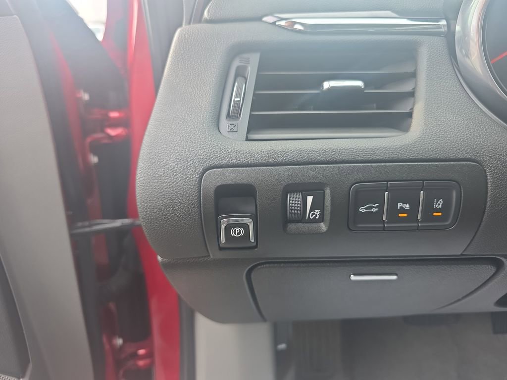 Used 2014 Chevrolet Impala LTZ image 19