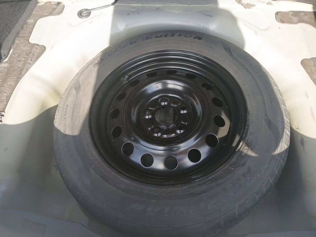 Used 2013 Kia Optima LX image 20