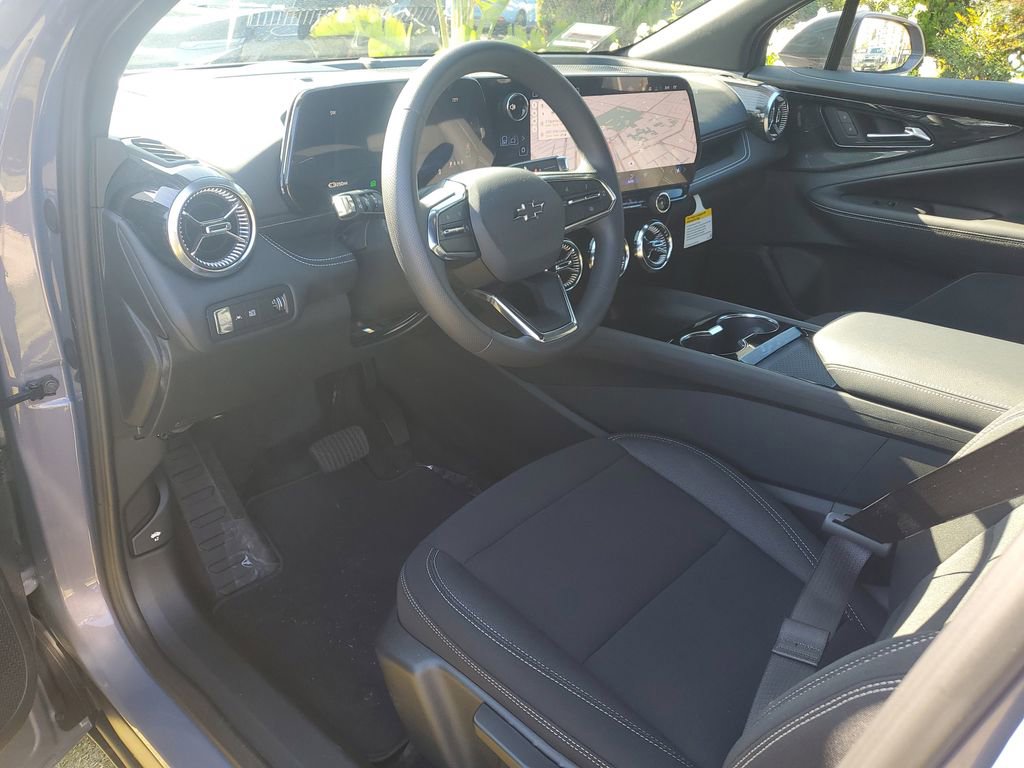 Used 2026 Chevrolet Blazer EV LT w/ Midnight/Sport Edition image 17