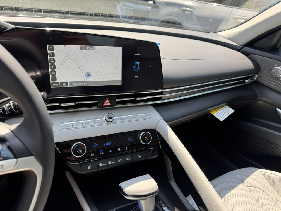 New 2025 Hyundai Elantra Limited w/ Cargo Package image 20