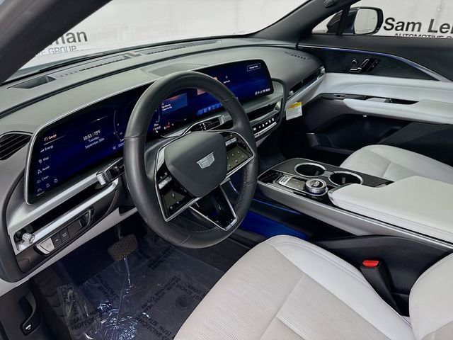 Used 2024 Cadillac Lyriq Luxury image 9