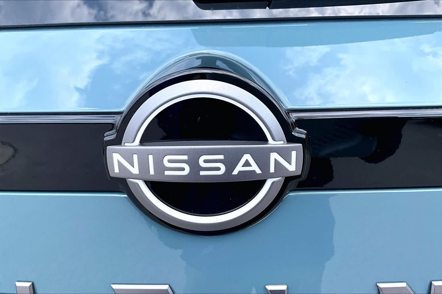 New 2026 Nissan Pathfinder SL FWD image 15