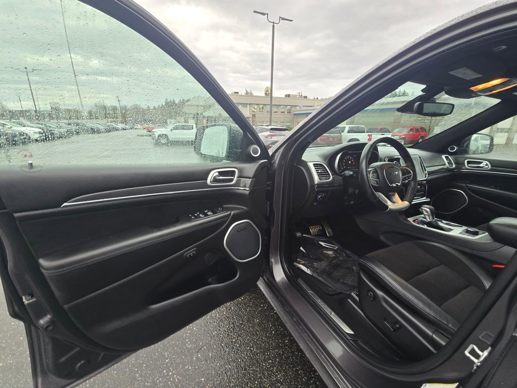 Used 2021 Jeep Grand Cherokee SRT AWD/4WD image 16