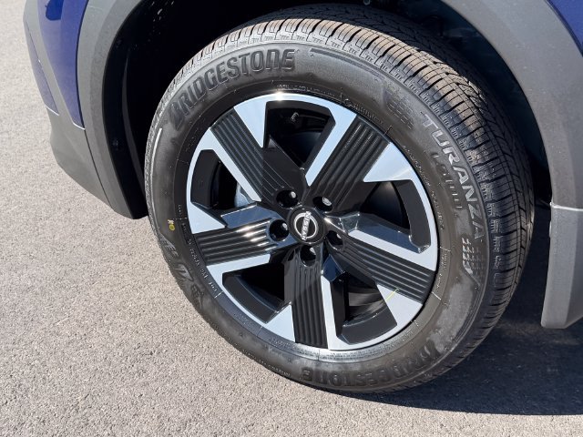 New 2027 Nissan Kicks SV w/ SV Premium Package AWD/4WD image 27