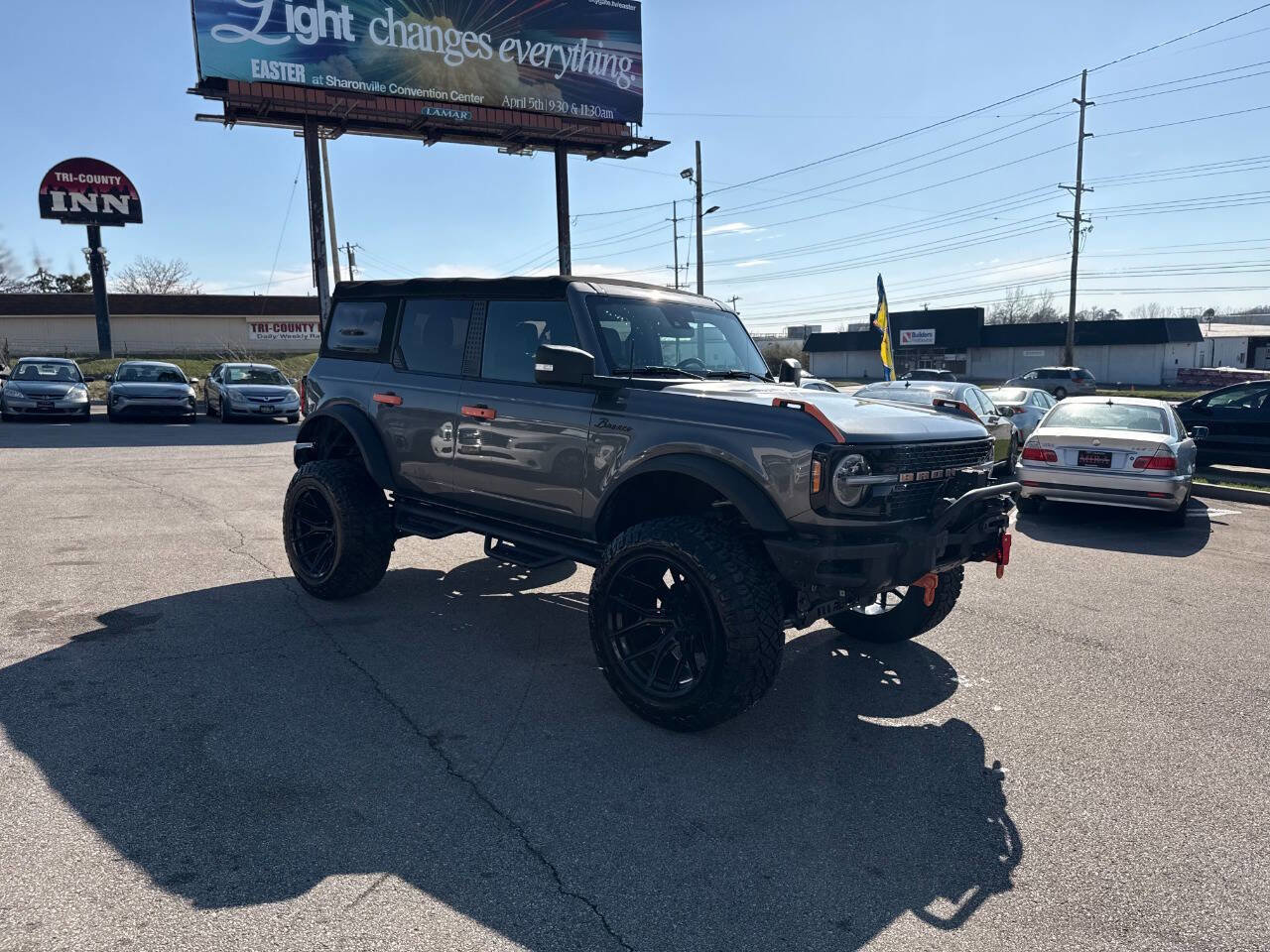 Used 2022 Ford Bronco Wildtrak image 4