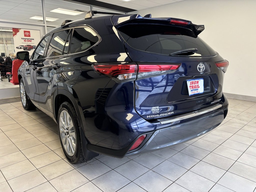 Certified 2020 Toyota Highlander Limited image 32