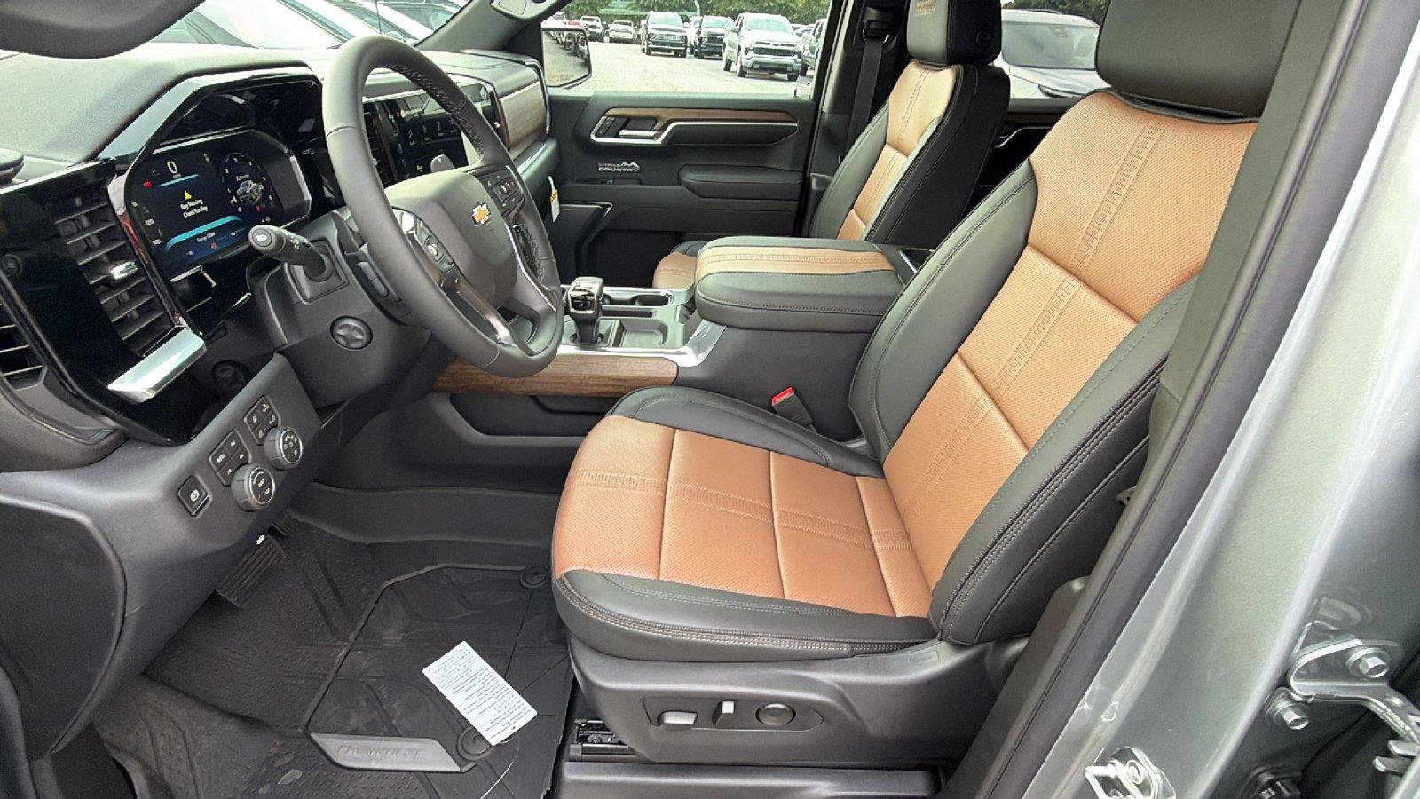 New 2026 Chevrolet Silverado 1500 High Country w/ High Country Premium Package AWD/4WD image 18